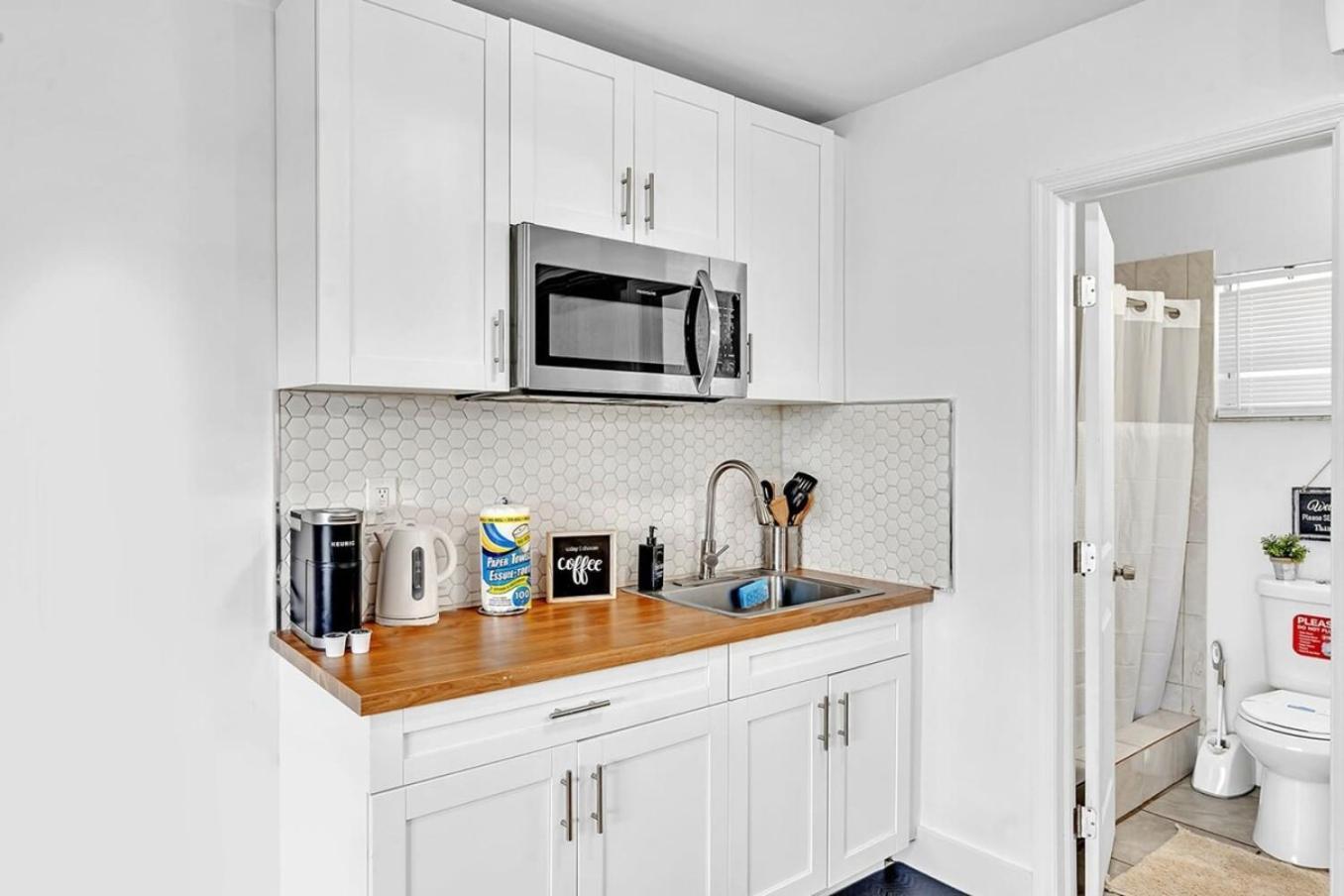 Large Studio Suite Close To Beach And Casino Db3 Dania Beach Εξωτερικό φωτογραφία